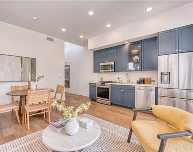 125 Hurlbut Street - Photo Thumbnail 10