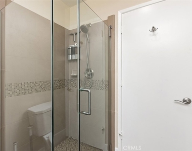 2355 Via Mariposa - Photo Thumbnail 21