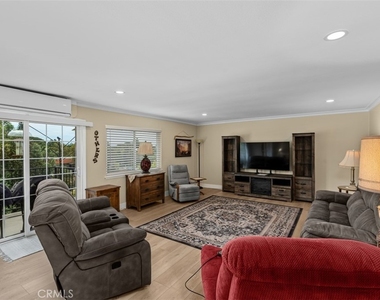 2355 Via Mariposa - Photo Thumbnail 25