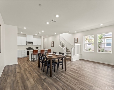 4281 S Hermosa Paseo - Photo Thumbnail 8