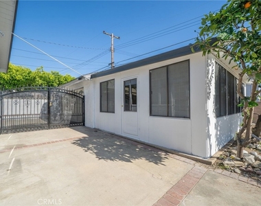 1032 E Buckboard - Photo Thumbnail 22