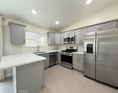 7689 Cornel Ct - Photo Thumbnail 8
