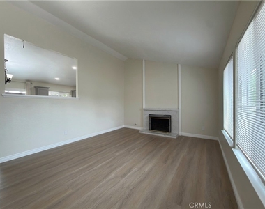 7689 Cornel Ct - Photo Thumbnail 4
