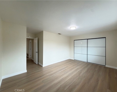 7689 Cornel Ct - Photo Thumbnail 18