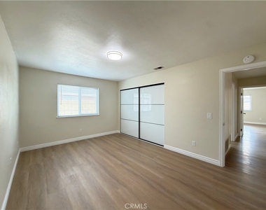 7689 Cornel Ct - Photo Thumbnail 11
