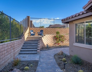 80118 Whisper Rock - Photo Thumbnail 22
