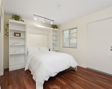 23242 La Mar - Photo Thumbnail 13