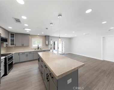 12282 Newport Avenue - Photo Thumbnail 8