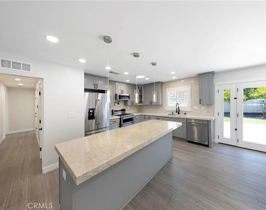 12282 Newport Avenue - Photo Thumbnail 5