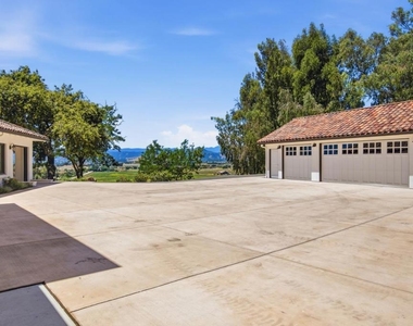 16010 Carey Lane - Photo Thumbnail 26