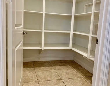 24648 Overlook Drive - Photo Thumbnail 10