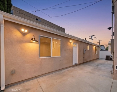 1316 1/2 Carlton Drive - Photo Thumbnail 1