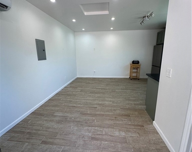 1224 E Workman Avenue - Photo Thumbnail 2