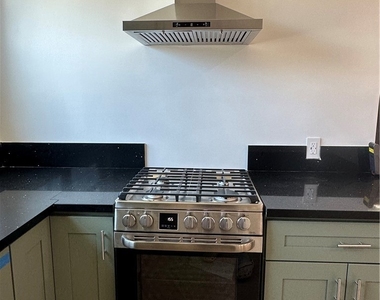 1224 E Workman Avenue - Photo Thumbnail 9