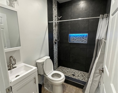 1224 E Workman Avenue - Photo Thumbnail 4