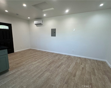 1224 E Workman Avenue - Photo Thumbnail 5