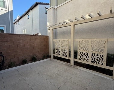 4029 Summer Way - Photo Thumbnail 21