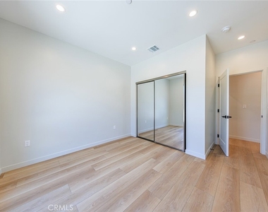 6093 La Prada - Photo Thumbnail 11