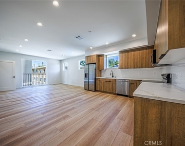 6093 La Prada - Photo Thumbnail 4