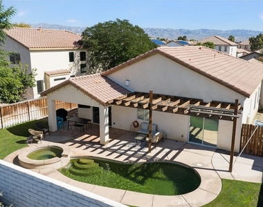 50157 Calle Tolosa - Photo Thumbnail 29