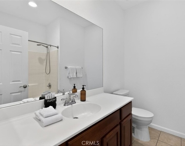 50157 Calle Tolosa - Photo Thumbnail 23