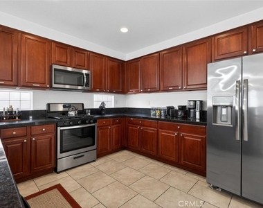 50157 Calle Tolosa - Photo Thumbnail 14