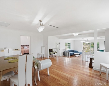 1745 College View Place - Photo Thumbnail 25