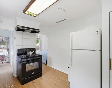 1745 College View Place - Photo Thumbnail 29