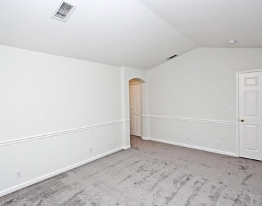 1079 River Rock Ln - Photo Thumbnail 14