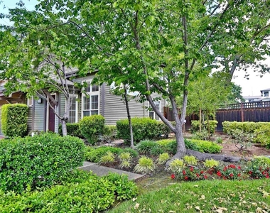 1079 River Rock Ln - Photo Thumbnail 26