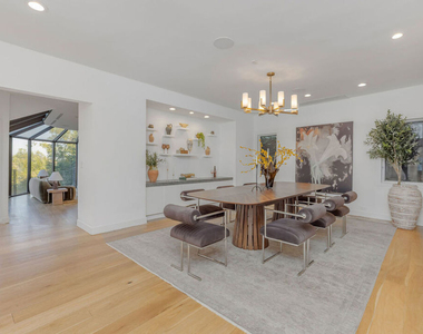 11955 Pinnacle Place - Photo Thumbnail 11