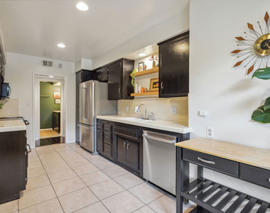 1126 N Central Avenue - Photo Thumbnail 12