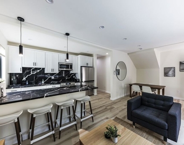 9024 Phyllis Avenue - Photo Thumbnail 1