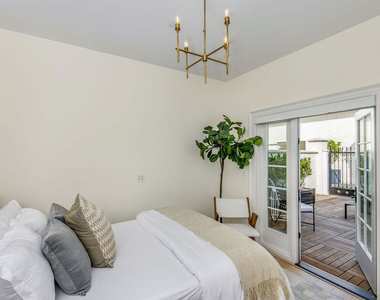 15225 Palisades Village Lane - Photo Thumbnail 34