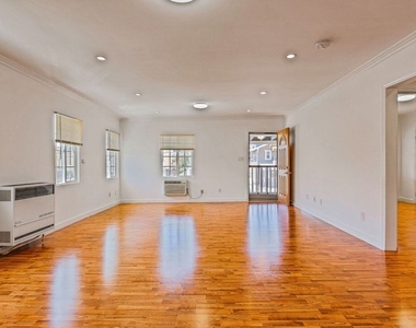110 S Alexandria Avenue - Photo Thumbnail 1