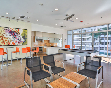 645 W 9th Street - Photo Thumbnail 39