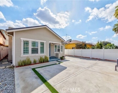 1238 S Muirfield Road - Photo Thumbnail 16