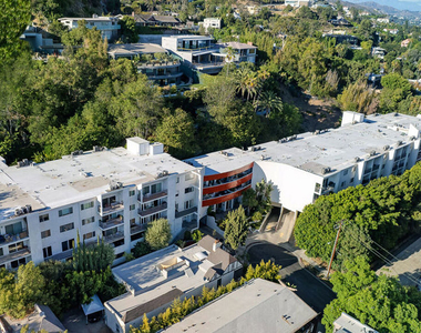 1230 Horn Avenue - Photo Thumbnail 3