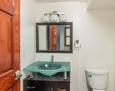 1232 25th Street - Photo Thumbnail 6