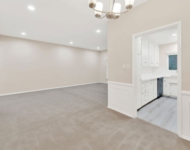 115 Marguerita Avenue - Photo Thumbnail 12