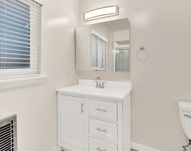 115 Marguerita Avenue - Photo Thumbnail 19