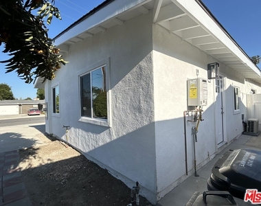 778 Ashland Avenue - Photo Thumbnail 1