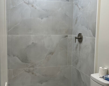 778 Ashland Avenue - Photo Thumbnail 11