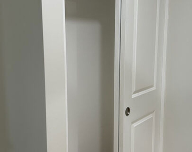 778 Ashland Avenue - Photo Thumbnail 14