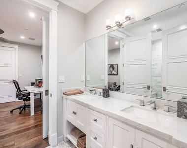 4800 Zelzah Avenue - Photo Thumbnail 40