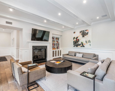 4800 Zelzah Avenue - Photo Thumbnail 22