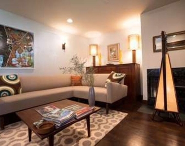 1513 Walgrove Avenue - Photo Thumbnail 7