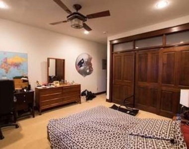 1513 Walgrove Avenue - Photo Thumbnail 17