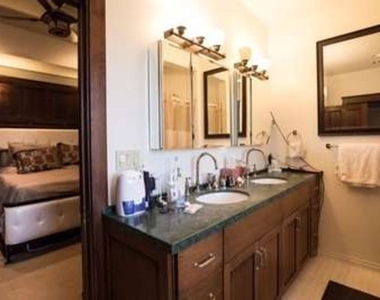 1513 Walgrove Avenue - Photo Thumbnail 23