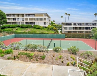32724 Coastsite Drive - Photo Thumbnail 11